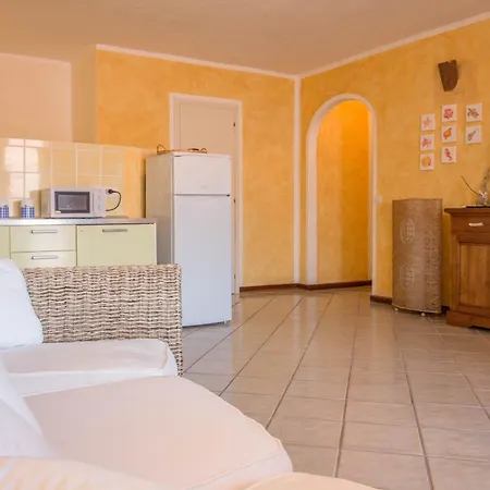 Two-levels With Balconies And Parking Apartman Porto Cervo