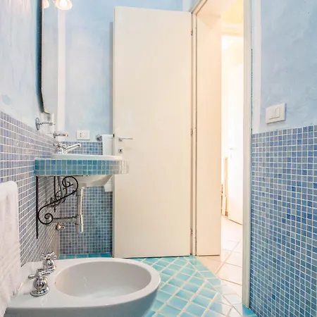 Apartman Two-levels With Balconies And Parking *